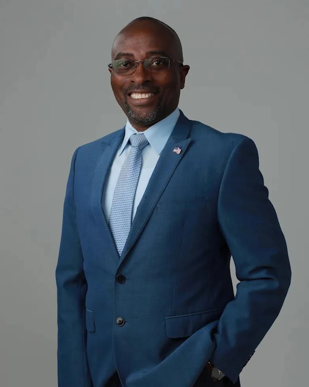 Dr. Linus Anukwu, board-certified physician at Valoura Regenerative Medicine